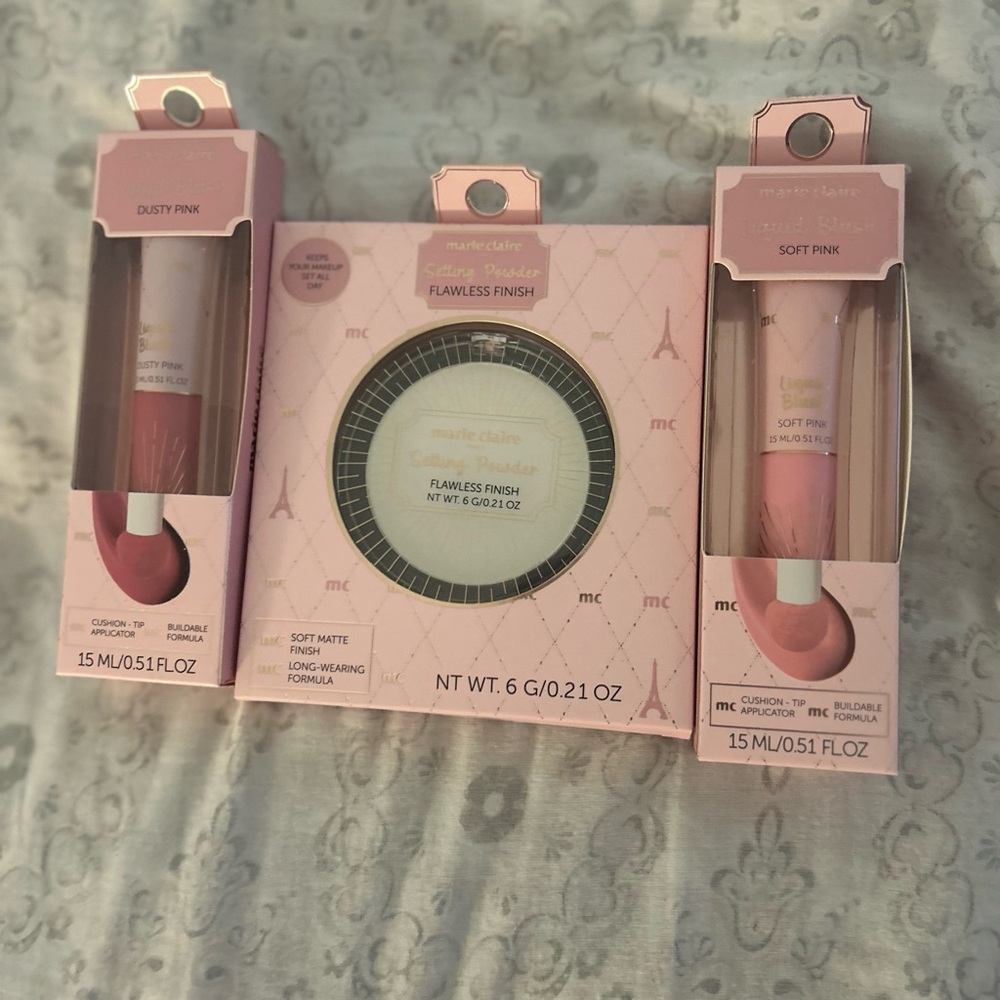 💕Marie Claire Paris makeup bundle of 3 blush and setting powder 💕